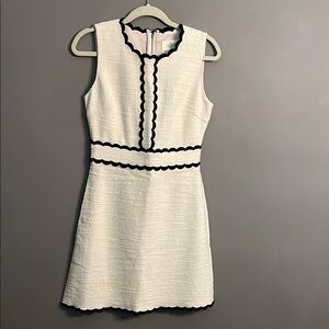 Kate Spade Scallop Trim Tweed Cream Sheath Mini Dress Sleeveless Crew Neck